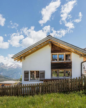 Отель Ferienwohnung Lenzerheide-Sporz  Вац